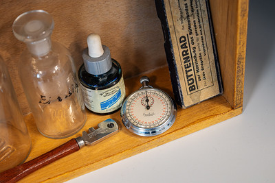 <p><a href="https://galleries.seirer-photography.com">seirer-photography</a><br />Vintage Scientific Instruments and Ink Bottle on Wooden Shelf</p><p><a href="https://galleries.seirer-photography.com/Clients/Foto-Arsenal-Wien/2025-03-21-Grand-Opening/i-97trnVL" title="Vintage Scientific Instruments and Ink Bottle on Wooden Shelf"><img src="https://galleries.seirer-photography.com/Clients/Foto-Arsenal-Wien/2025-03-21-Grand-Opening/i-97trnVL/0/KV7brDxxKphggP9nmmR2ZF4KvGXRtfDjTthkDQJrz/Th/20250322_140808_foto_arsenal_eroeffnung_-Th.jpg" width="150" height="150" alt="Vintage Scientific Instruments and Ink Bottle on Wooden Shelf" title="Vintage Scientific Instruments and Ink Bottle on Wooden Shelf" style="border: 1px solid #000000;" /></a></p>