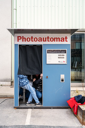 <p><a href="https://galleries.seirer-photography.com">seirer-photography</a><br />Blue Photoautomat Booth with Person Taking Passport-Style Photos</p><p><a href="https://galleries.seirer-photography.com/Clients/Foto-Arsenal-Wien/2025-03-21-Grand-Opening/i-MXSKJj4" title="Blue Photoautomat Booth with Person Taking Passport-Style Photos"><img src="https://galleries.seirer-photography.com/Clients/Foto-Arsenal-Wien/2025-03-21-Grand-Opening/i-MXSKJj4/0/Kw39cTX4Lgs4hRqvdPkhzJ8scWL4CbXgq9xqRTLtp/Th/20250322_150525_foto_arsenal_eroeffnung_-Th.jpg" width="150" height="150" alt="Blue Photoautomat Booth with Person Taking Passport-Style Photos" title="Blue Photoautomat Booth with Person Taking Passport-Style Photos" style="border: 1px solid #000000;" /></a></p>