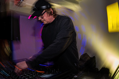 <p><a href="https://galleries.seirer-photography.com">seirer-photography</a><br />DJ Performing with Headphones and Mixing Board in Colorful Studio Lighting</p><p><a href="https://galleries.seirer-photography.com/Clients/Foto-Arsenal-Wien/2025-03-21-Grand-Opening/i-SpgxrrK" title="DJ Performing with Headphones and Mixing Board in Colorful Studio Lighting"><img src="https://galleries.seirer-photography.com/Clients/Foto-Arsenal-Wien/2025-03-21-Grand-Opening/i-SpgxrrK/0/M9ph9kt8TGnzLsDFdGppsq9NWsrmC9h9R8QQLZDV2/Th/20250321_231000_foto_arsenal_eroeffnung_-Th.jpg" width="150" height="150" alt="DJ Performing with Headphones and Mixing Board in Colorful Studio Lighting" title="DJ Performing with Headphones and Mixing Board in Colorful Studio Lighting" style="border: 1px solid #000000;" /></a></p>