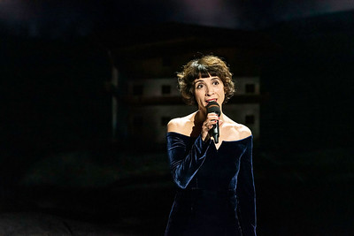 <p><a href="https://galleries.seirer-photography.com">seirer-photography</a><br />Performer in Midnight Blue at Nestroy Gala 2021, Vienna</p><p><a href="https://galleries.seirer-photography.com/Clients/VBW/22-Nestroy-Gala-2021/i-Fr3hxGv" title="Performer in Midnight Blue at Nestroy Gala 2021, Vienna"><img src="https://galleries.seirer-photography.com/Clients/VBW/22-Nestroy-Gala-2021/i-Fr3hxGv/0/K86RTstGH6pk6JGVbMVh8BrSnKzfTd3TR4rM8HvdH/Th/20211121-213745_nestroy_verleihung_web_6916-Th.jpg" width="150" height="150" alt="Performer in Midnight Blue at Nestroy Gala 2021, Vienna" title="Performer in Midnight Blue at Nestroy Gala 2021, Vienna" style="border: 1px solid #000000;" /></a></p>