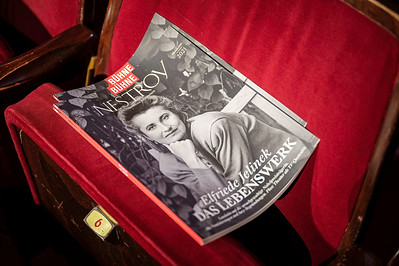 <p><a href="https://galleries.seirer-photography.com">seirer-photography</a><br />Nestroy Gala 2021: Magazine Cover Featuring Black and White Portrait</p><p><a href="https://galleries.seirer-photography.com/Clients/VBW/22-Nestroy-Gala-2021/i-NPhN7XL" title="Nestroy Gala 2021: Magazine Cover Featuring Black and White Portrait"><img src="https://galleries.seirer-photography.com/Clients/VBW/22-Nestroy-Gala-2021/i-NPhN7XL/0/LcK4F5LNFqzNrJfPk9qLBTdXCdkdvH66jHBJb2rhF/Th/20211121-201719_nestroy_verleihung_web_3480-Th.jpg" width="150" height="150" alt="Nestroy Gala 2021: Magazine Cover Featuring Black and White Portrait" title="Nestroy Gala 2021: Magazine Cover Featuring Black and White Portrait" style="border: 1px solid #000000;" /></a></p>
