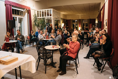 <p><a href="https://galleries.seirer-photography.com">seirer-photography</a><br />Vernissage &amp; Lesung "Verweilen": Literary Evening at Baden Creative Center</p><p><a href="https://galleries.seirer-photography.com/Events/20161209-Verweilen/i-dGch26q" title="Vernissage &amp; Lesung "Verweilen": Literary Evening at Baden Creative Center"><img src="https://galleries.seirer-photography.com/Events/20161209-Verweilen/i-dGch26q/0/Mhs2sTV9NdhRwTZtWpgg4HntDh5tpXZbR3GH2XCx5/Th/20161209_201105_verweilen_5513-Th.jpg" width="150" height="150" alt="Vernissage &amp; Lesung "Verweilen": Literary Evening at Baden Creative Center" title="Vernissage &amp; Lesung "Verweilen": Literary Evening at Baden Creative Center" style="border: 1px solid #000000;" /></a></p>