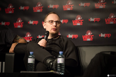 <p><a href="https://galleries.seirer-photography.com">seirer-photography</a><br />Speaker at VUECC Conference Discussing with Microphone and Water Bottles</p><p><a href="https://galleries.seirer-photography.com/Events/2017/ViennaComicCon/Day-1/i-bLqHTR7" title="Speaker at VUECC Conference Discussing with Microphone and Water Bottles"><img src="https://galleries.seirer-photography.com/Events/2017/ViennaComicCon/Day-1/i-bLqHTR7/0/K3gfKc6LPdfVGcDcJv8p8wpGm5BThjDT3zZ9Gh3FV/Th/20171118_122811_vienna_comiccon_day1_85859-Th.jpg" width="150" height="150" alt="Speaker at VUECC Conference Discussing with Microphone and Water Bottles" title="Speaker at VUECC Conference Discussing with Microphone and Water Bottles" style="border: 1px solid #000000;" /></a></p>