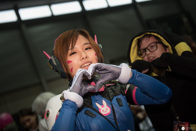 <p><a href="https://galleries.seirer-photography.com">seirer-photography</a><br />Cosplay Performance with Heart Gesture at Fan Convention</p><p><a href="https://galleries.seirer-photography.com/Events/2017/ViennaComicCon/Day-2/i-2BwQSHL" title="Cosplay Performance with Heart Gesture at Fan Convention"><img src="https://galleries.seirer-photography.com/Events/2017/ViennaComicCon/Day-2/i-2BwQSHL/0/Km85xGVkPjHK8SN5WXzjS9CwjKHNdKSXPFz4mDmtJ/Th/20171119_143941_vienna_comiccon_day2_72029-Th.jpg" width="150" height="150" alt="Cosplay Performance with Heart Gesture at Fan Convention" title="Cosplay Performance with Heart Gesture at Fan Convention" style="border: 1px solid #000000;" /></a></p>