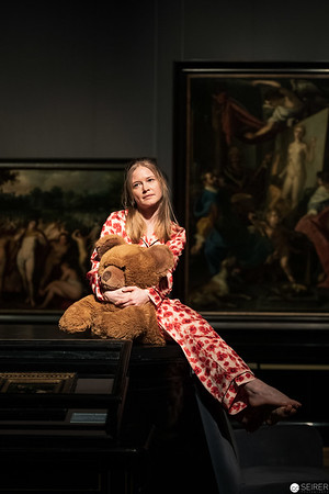 <p><a href="https://galleries.seirer-photography.com">seirer-photography</a><br />Ganymed In Love: Teddy Bear Embrace in Kunsthistorisches Museum Wien 2019</p><p><a href="https://galleries.seirer-photography.com/Events/2019/2019-04-10-Ganymed-In-Love/i-jsDnkgJ" title="Ganymed In Love: Teddy Bear Embrace in Kunsthistorisches Museum Wien 2019"><img src="https://galleries.seirer-photography.com/Events/2019/2019-04-10-Ganymed-In-Love/i-jsDnkgJ/0/MDmtpSBN2dCbnTQ3CBkdpWDs8hPXLWW9hnVBqZSwc/Th/20190410_185830_khm_ganymed_in_love_2849-Th.jpg" width="150" height="150" alt="Ganymed In Love: Teddy Bear Embrace in Kunsthistorisches Museum Wien 2019" title="Ganymed In Love: Teddy Bear Embrace in Kunsthistorisches Museum Wien 2019" style="border: 1px solid #000000;" /></a></p>