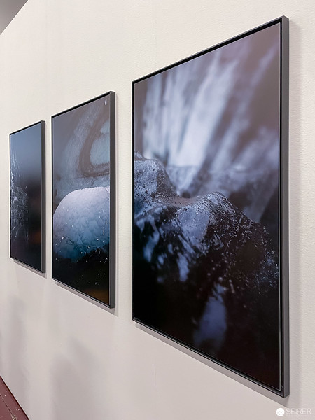 <p><a href="https://galleries.seirer-photography.com">seirer-photography</a><br />Abstract Photographic Triptych in Monochromatic Blue-Gray Tones</p><p><a href="https://galleries.seirer-photography.com/Events/2022/2022-03-14-Foto-Wien/i-JMm9bjs" title="Abstract Photographic Triptych in Monochromatic Blue-Gray Tones"><img src="https://galleries.seirer-photography.com/Events/2022/2022-03-14-Foto-Wien/i-JMm9bjs/0/LZNMfkzdzStWR7F6dvbnwf8R2sQrVmKHGf2FVHJTn/Th/20220314-191352_foto_wien_0782-Th.jpg" width="150" height="150" alt="Abstract Photographic Triptych in Monochromatic Blue-Gray Tones" title="Abstract Photographic Triptych in Monochromatic Blue-Gray Tones" style="border: 1px solid #000000;" /></a></p>