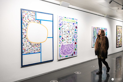 <p><a href="https://galleries.seirer-photography.com">seirer-photography</a><br />Visitor Exploring Abstract Artworks at Strabag Kunstforum's "Storyteller" Exhibition</p><p><a href="https://galleries.seirer-photography.com/Events/2024/2024-03-04-Strabag-Kunstforum-Grzegorz-Siembida/i-SdKshhW" title="Visitor Exploring Abstract Artworks at Strabag Kunstforum's "Storyteller" Exhibition"><img src="https://galleries.seirer-photography.com/Events/2024/2024-03-04-Strabag-Kunstforum-Grzegorz-Siembida/i-SdKshhW/1/LNDvTfZSTfcxC7mDK4VFMJ2Ln3tFsxt3X5gKddmDt/Th/20240304_204637_strabag_132-Th.jpg" width="150" height="150" alt="Visitor Exploring Abstract Artworks at Strabag Kunstforum's "Storyteller" Exhibition" title="Visitor Exploring Abstract Artworks at Strabag Kunstforum's "Storyteller" Exhibition" style="border: 1px solid #000000;" /></a></p>
