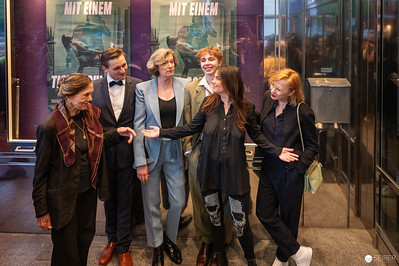 <p><a href="https://galleries.seirer-photography.com">seirer-photography</a><br />Maria Lassnig Film Premiere Gathering at Gartenbaukino in Vienna 2024</p><p><a href="https://galleries.seirer-photography.com/Events/2024/2024-04-11-Mit-einem-Tiger-schlafen-Maria-Lassnig-Premiere/i-RJ2VLB8" title="Maria Lassnig Film Premiere Gathering at Gartenbaukino in Vienna 2024"><img src="https://galleries.seirer-photography.com/Events/2024/2024-04-11-Mit-einem-Tiger-schlafen-Maria-Lassnig-Premiere/i-RJ2VLB8/0/MDRdTZZDR3VP4NLCKMbXRt4JFngX9qZLRJZmSgXt4/Th/20240411_191322_maria_lasssnig_film_6865-Th.jpg" width="150" height="150" alt="Maria Lassnig Film Premiere Gathering at Gartenbaukino in Vienna 2024" title="Maria Lassnig Film Premiere Gathering at Gartenbaukino in Vienna 2024" style="border: 1px solid #000000;" /></a></p>