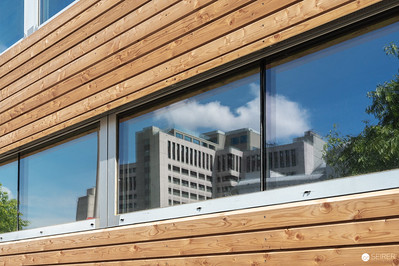 <p><a href="https://galleries.seirer-photography.com">seirer-photography</a><br />Modern Wooden Cladding and Glazing with Urban Reflections</p><p><a href="https://galleries.seirer-photography.com/Events/2024/2024-04-25-Vienna-Design-Week-Preview/i-MwxcQsw" title="Modern Wooden Cladding and Glazing with Urban Reflections"><img src="https://galleries.seirer-photography.com/Events/2024/2024-04-25-Vienna-Design-Week-Preview/i-MwxcQsw/0/LG9K3GcPLqHRLrFpGNHW4ZvGrnHtQr6w55Tr7gxTr/Th/20240425_120759_vdw_preview_by_michael_seirer_4035-Th.jpg" width="150" height="150" alt="Modern Wooden Cladding and Glazing with Urban Reflections" title="Modern Wooden Cladding and Glazing with Urban Reflections" style="border: 1px solid #000000;" /></a></p>