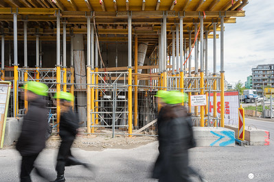 <p><a href="https://galleries.seirer-photography.com">seirer-photography</a><br />Construction Workers in High-Visibility Gear at Active Building Site Press Preview</p><p><a href="https://galleries.seirer-photography.com/Events/2024/2024-04-25-Vienna-Design-Week-Preview/i-QqVTTKX" title="Construction Workers in High-Visibility Gear at Active Building Site Press Preview"><img src="https://galleries.seirer-photography.com/Events/2024/2024-04-25-Vienna-Design-Week-Preview/i-QqVTTKX/0/L4zHhLTswGntpvpCCCLSJGqkbKnZZGKj3ZRgfz3L7/Th/20240425_111836_vdw_preview_by_michael_seirer_3574-Th.jpg" width="150" height="150" alt="Construction Workers in High-Visibility Gear at Active Building Site Press Preview" title="Construction Workers in High-Visibility Gear at Active Building Site Press Preview" style="border: 1px solid #000000;" /></a></p>