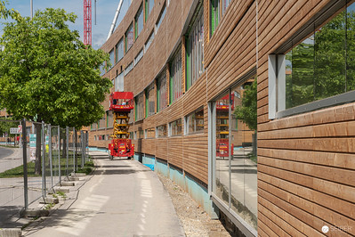 <p><a href="https://galleries.seirer-photography.com">seirer-photography</a><br />Modern Wood-Clad Building Under Construction with Red Cranes and Visitor Walkway</p><p><a href="https://galleries.seirer-photography.com/Events/2024/2024-04-25-Vienna-Design-Week-Preview/i-smgNT69" title="Modern Wood-Clad Building Under Construction with Red Cranes and Visitor Walkway"><img src="https://galleries.seirer-photography.com/Events/2024/2024-04-25-Vienna-Design-Week-Preview/i-smgNT69/0/LWtr4Ksb4Sjf7xL8jcC3msVrdD7VC4cWcGz4NC7p9/Th/20240425_120824_vdw_preview_by_michael_seirer_4039-Th.jpg" width="150" height="150" alt="Modern Wood-Clad Building Under Construction with Red Cranes and Visitor Walkway" title="Modern Wood-Clad Building Under Construction with Red Cranes and Visitor Walkway" style="border: 1px solid #000000;" /></a></p>