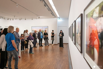 <p><a href="https://galleries.seirer-photography.com">seirer-photography</a><br />Gregory Crewdson / Albertina 2024</p><p><a href="https://galleries.seirer-photography.com/Events/2024/2024-06-12-Gregory-Crewdson-at-Albertina-PFS/i-VXfrXCv" title="Gregory Crewdson / Albertina 2024"><img src="https://galleries.seirer-photography.com/Events/2024/2024-06-12-Gregory-Crewdson-at-Albertina-PFS/i-VXfrXCv/2/MD8sZ9cdqhdK96MK9q4tP3npQmSp524bZpJWnjBZd/Th/20240612_180933_albertina_crewdson_pfs_2-Th.jpg" width="150" height="150" alt="Gregory Crewdson / Albertina 2024" title="Gregory Crewdson / Albertina 2024" style="border: 1px solid #000000;" /></a></p>