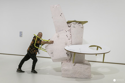 <p><a href="https://galleries.seirer-photography.com">seirer-photography</a><br />Erwin Wurm Performing Sculptural Interaction at ALBERTINA MODERN Retrospective</p><p><a href="https://galleries.seirer-photography.com/Events/2024/2024-09-16-Albertina-Modern-Erwin-Wurm/i-94HK4wP" title="Erwin Wurm Performing Sculptural Interaction at ALBERTINA MODERN Retrospective"><img src="https://galleries.seirer-photography.com/Events/2024/2024-09-16-Albertina-Modern-Erwin-Wurm/i-94HK4wP/0/KMNWsmLH8qjRcgD8MKpNtQkQSBZWkWNmhNWnzLC3x/Th/20240916_182413_albertina_modern_wurm_2-Th.jpg" width="150" height="150" alt="Erwin Wurm Performing Sculptural Interaction at ALBERTINA MODERN Retrospective" title="Erwin Wurm Performing Sculptural Interaction at ALBERTINA MODERN Retrospective" style="border: 1px solid #000000;" /></a></p>