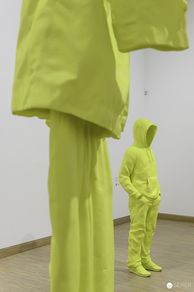 <p><a href="https://galleries.seirer-photography.com">seirer-photography</a><br />Erwin Wurm's Monochromatic Sculptural Performance in Lime Green Installation</p><p><a href="https://galleries.seirer-photography.com/Events/2024/2024-09-16-Albertina-Modern-Erwin-Wurm/i-ThwqZv5" title="Erwin Wurm's Monochromatic Sculptural Performance in Lime Green Installation"><img src="https://galleries.seirer-photography.com/Events/2024/2024-09-16-Albertina-Modern-Erwin-Wurm/i-ThwqZv5/0/K2nZBWmj76DjN3xdJrFvhVFMsN86x2C299J83hJfg/Th/20240916_182125_albertina_modern_wurm_2-Th.jpg" width="150" height="150" alt="Erwin Wurm's Monochromatic Sculptural Performance in Lime Green Installation" title="Erwin Wurm's Monochromatic Sculptural Performance in Lime Green Installation" style="border: 1px solid #000000;" /></a></p>