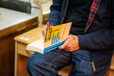 <p><a href="https://galleries.seirer-photography.com">seirer-photography</a><br />Tex Rubinowitz Reading "Dreh den Mond um" at Carla Mittersteig Venue</p><p><a href="https://galleries.seirer-photography.com/Events/2024/2024-11-14-Tex-Rubinowitz-at-Carla/i-CnMFVVQ" title="Tex Rubinowitz Reading "Dreh den Mond um" at Carla Mittersteig Venue"><img src="https://galleries.seirer-photography.com/Events/2024/2024-11-14-Tex-Rubinowitz-at-Carla/i-CnMFVVQ/0/LwS7VFXKchV8Cnkw3txDfGCXK4zP7tQrzXhGSCPDZ/Th/20241114_180746_tex_rubinowitz_at_carla_-Th.jpg" width="150" height="150" alt="Tex Rubinowitz Reading "Dreh den Mond um" at Carla Mittersteig Venue" title="Tex Rubinowitz Reading "Dreh den Mond um" at Carla Mittersteig Venue" style="border: 1px solid #000000;" /></a></p>