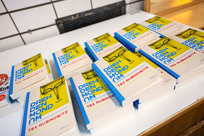 <p><a href="https://galleries.seirer-photography.com">seirer-photography</a><br />Tex Rubinowitz Book Launch for "Dreh den Mond um" at Carla Mittersteig</p><p><a href="https://galleries.seirer-photography.com/Events/2024/2024-11-14-Tex-Rubinowitz-at-Carla/i-NFFNmp3" title="Tex Rubinowitz Book Launch for "Dreh den Mond um" at Carla Mittersteig"><img src="https://galleries.seirer-photography.com/Events/2024/2024-11-14-Tex-Rubinowitz-at-Carla/i-NFFNmp3/0/MWcQzbm3XphStJs32tFpHTkgB66zPSrtWCHRdXCPq/Th/20241114_175929_tex_rubinowitz_at_carla_-Th.jpg" width="150" height="150" alt="Tex Rubinowitz Book Launch for "Dreh den Mond um" at Carla Mittersteig" title="Tex Rubinowitz Book Launch for "Dreh den Mond um" at Carla Mittersteig" style="border: 1px solid #000000;" /></a></p>