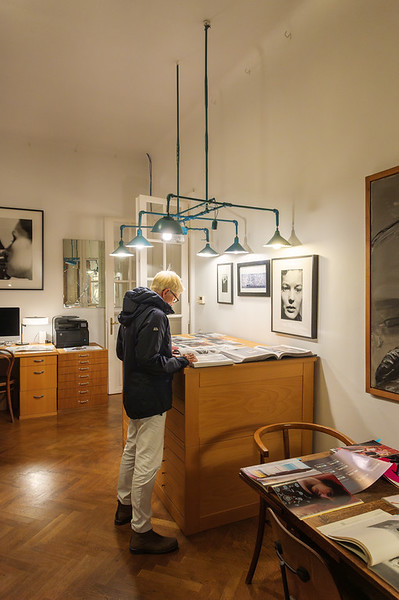 <p><a href="https://galleries.seirer-photography.com">seirer-photography</a><br />Elfie Semotan's Atelier during Foto Arsenal's "In Transition" Event</p><p><a href="https://galleries.seirer-photography.com/Events/2024/2024-12-12-Elfie-Semotan-Atelier-Foto-Arsenal/i-nsZFFq4" title="Elfie Semotan's Atelier during Foto Arsenal's "In Transition" Event"><img src="https://galleries.seirer-photography.com/Events/2024/2024-12-12-Elfie-Semotan-Atelier-Foto-Arsenal/i-nsZFFq4/0/LbcKfDdhVVcc4nPfz5rFfqHqJkTpB5vkHV3Q4GdtV/Th/20241212_195248_elfie_semotan_foto_arsenal_-Th.jpg" width="150" height="150" alt="Elfie Semotan's Atelier during Foto Arsenal's "In Transition" Event" title="Elfie Semotan's Atelier during Foto Arsenal's "In Transition" Event" style="border: 1px solid #000000;" /></a></p>