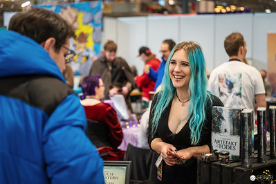 <p><a href="https://galleries.seirer-photography.com">seirer-photography</a><br />Smiling Booth Attendant at Vienna ComicCon 2024 with Turquoise Hair</p><p><a href="https://galleries.seirer-photography.com/Events/2024/VIECC/TheBestPhotos/i-Gg2bP3s" title="Smiling Booth Attendant at Vienna ComicCon 2024 with Turquoise Hair"><img src="https://galleries.seirer-photography.com/Events/2024/VIECC/TheBestPhotos/i-Gg2bP3s/0/KKNdh2Z4prtQwkqSSBC7WJRxwTLnbjbNznNPPJ3tW/Th/20241123_125442_viecc_2105-Th.jpg" width="150" height="150" alt="Smiling Booth Attendant at Vienna ComicCon 2024 with Turquoise Hair" title="Smiling Booth Attendant at Vienna ComicCon 2024 with Turquoise Hair" style="border: 1px solid #000000;" /></a></p>