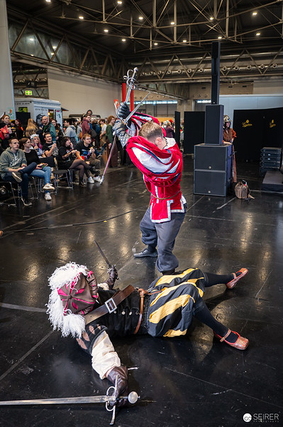 <p><a href="https://galleries.seirer-photography.com">seirer-photography</a><br />Cosplay Combat Scene at Vienna ComicCon 2024 Featuring Dynamic Character Poses</p><p><a href="https://galleries.seirer-photography.com/Events/2024/VIECC/TheBestPhotos/i-jmSgLf6" title="Cosplay Combat Scene at Vienna ComicCon 2024 Featuring Dynamic Character Poses"><img src="https://galleries.seirer-photography.com/Events/2024/VIECC/TheBestPhotos/i-jmSgLf6/0/NXVVSpdbpfgdrQLSSzshLdZB9hsQhjcHphfzfNwwJ/Th/20241123_132938_viecc_2331-Th.jpg" width="150" height="150" alt="Cosplay Combat Scene at Vienna ComicCon 2024 Featuring Dynamic Character Poses" title="Cosplay Combat Scene at Vienna ComicCon 2024 Featuring Dynamic Character Poses" style="border: 1px solid #000000;" /></a></p>