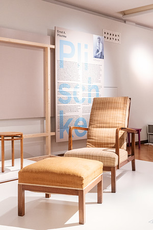 <p><a href="https://galleries.seirer-photography.com">seirer-photography</a><br />Josef Frank – Modern Living in Austria 1920–1940, Möbelmuseum Wien</p><p><a href="https://galleries.seirer-photography.com/Events/2025/2025-09-28-Möbelmuseum-Josef-Frank/i-9KxjNBV" title="Josef Frank – Modern Living in Austria 1920–1940, Möbelmuseum Wien"><img src="https://galleries.seirer-photography.com/Events/2025/2025-09-28-Möbelmuseum-Josef-Frank/i-9KxjNBV/0/K7HCKD5cXp9cnCSj8B2FTJjtnTkkfCtz6FwNLSSdN/Th/20250928-155612_moebelmuseum_josef_frank_566-Th.jpg" width="150" height="150" alt="Josef Frank – Modern Living in Austria 1920–1940, Möbelmuseum Wien" title="Josef Frank – Modern Living in Austria 1920–1940, Möbelmuseum Wien" style="border: 1px solid #000000;" /></a></p>