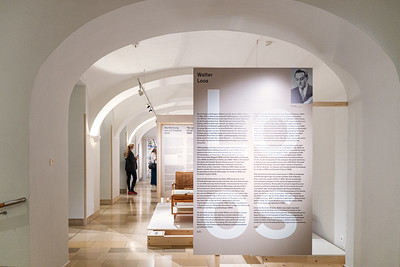 <p><a href="https://galleries.seirer-photography.com">seirer-photography</a><br />Josef Frank – Modern Living in Austria 1920–1940, Möbelmuseum Wien</p><p><a href="https://galleries.seirer-photography.com/Events/2025/2025-09-28-Möbelmuseum-Josef-Frank/i-NtX7VCc" title="Josef Frank – Modern Living in Austria 1920–1940, Möbelmuseum Wien"><img src="https://galleries.seirer-photography.com/Events/2025/2025-09-28-Möbelmuseum-Josef-Frank/i-NtX7VCc/0/MZgRkBxzwKk8hzT998J4dr9wvChZRJVGDkQCtF4VG/Th/20250928-160654_moebelmuseum_josef_frank_616-Th.jpg" width="150" height="150" alt="Josef Frank – Modern Living in Austria 1920–1940, Möbelmuseum Wien" title="Josef Frank – Modern Living in Austria 1920–1940, Möbelmuseum Wien" style="border: 1px solid #000000;" /></a></p>