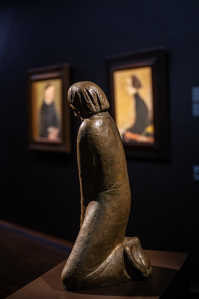 <p><a href="https://galleries.seirer-photography.com">seirer-photography</a><br />Bronze Sculpture of Crouching Figure at Gothic Modern Exhibition, Albertina</p><p><a href="https://galleries.seirer-photography.com/Events/2025/2025-10-14-Albertina-Gothic-Modern/i-MSKcmKg" title="Bronze Sculpture of Crouching Figure at Gothic Modern Exhibition, Albertina"><img src="https://galleries.seirer-photography.com/Events/2025/2025-10-14-Albertina-Gothic-Modern/i-MSKcmKg/0/LKxHCS8dBWNP8ZRBp2wXJ2nTJnJD9jbJL8LQRGSVn/Th/20251014-181547_albertina_gothic_modern_4300-Th.jpg" width="150" height="150" alt="Bronze Sculpture of Crouching Figure at Gothic Modern Exhibition, Albertina" title="Bronze Sculpture of Crouching Figure at Gothic Modern Exhibition, Albertina" style="border: 1px solid #000000;" /></a></p>