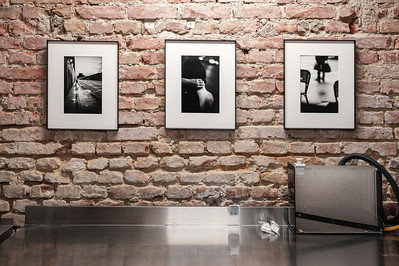 <p><a href="https://galleries.seirer-photography.com">seirer-photography</a><br />Black and White Photography Exhibition: Intimate Urban Scenes at G99 Galerie</p><p><a href="https://galleries.seirer-photography.com/Events/2025/2025-10-16-G99-Galerie-Kit-Young/i-zQ7kr2x" title="Black and White Photography Exhibition: Intimate Urban Scenes at G99 Galerie"><img src="https://galleries.seirer-photography.com/Events/2025/2025-10-16-G99-Galerie-Kit-Young/i-zQ7kr2x/0/LSDknZZVS9tS8V6kJR7kKL74hzG5b3NcTKcQjHzDm/Th/20251016-165630_g99-kit-young_4625-Th.jpg" width="150" height="150" alt="Black and White Photography Exhibition: Intimate Urban Scenes at G99 Galerie" title="Black and White Photography Exhibition: Intimate Urban Scenes at G99 Galerie" style="border: 1px solid #000000;" /></a></p>