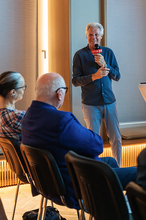 <p><a href="https://galleries.seirer-photography.com">seirer-photography</a><br />Alfred Seiland Presenting at Leica Gallery Vienna Photography Exhibition</p><p><a href="https://galleries.seirer-photography.com/Events/2025/Alfred-Seiland-at-Leica-Galery-Vienna/i-pJtMJKf" title="Alfred Seiland Presenting at Leica Gallery Vienna Photography Exhibition"><img src="https://galleries.seirer-photography.com/Events/2025/Alfred-Seiland-at-Leica-Galery-Vienna/i-pJtMJKf/0/LMV4n4v9kcg25Cpb2FPDb4CpQQdgTkdqw5LpK6BNJ/Th/20250703_202507_leica_lagacilly_seiland_-Th.jpg" width="150" height="150" alt="Alfred Seiland Presenting at Leica Gallery Vienna Photography Exhibition" title="Alfred Seiland Presenting at Leica Gallery Vienna Photography Exhibition" style="border: 1px solid #000000;" /></a></p>