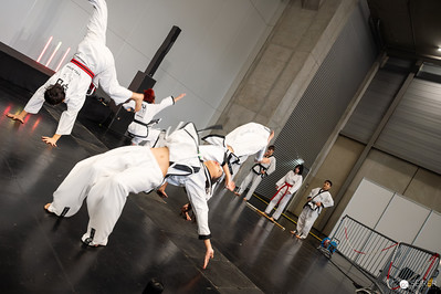 <p><a href="https://galleries.seirer-photography.com">seirer-photography</a><br />VIECC - Vienna ComicCon 2025</p><p><a href="https://galleries.seirer-photography.com/Events/2025/VIECC-Vienna-ComicCon/Samstag-Sonntag/i-2WJvDC6" title="VIECC - Vienna ComicCon 2025"><img src="https://galleries.seirer-photography.com/Events/2025/VIECC-Vienna-ComicCon/Samstag-Sonntag/i-2WJvDC6/3/Kk5fQzpr99FMJDPwftqVKWZwFpTxcpjFTqTdtz3Sp/Th/20251122-124723_viecc_c_michael-seirer-photography_1902-Th.jpg" width="150" height="150" alt="VIECC - Vienna ComicCon 2025" title="VIECC - Vienna ComicCon 2025" style="border: 1px solid #000000;" /></a></p>