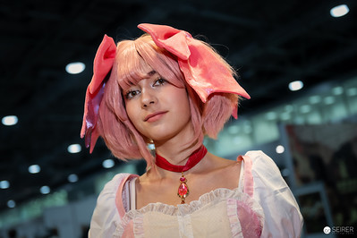<p><a href="https://galleries.seirer-photography.com">seirer-photography</a><br />VIECC - Vienna ComicCon 2025</p><p><a href="https://galleries.seirer-photography.com/Events/2025/VIECC-Vienna-ComicCon/Samstag-Sonntag/i-6xMbNHD" title="VIECC - Vienna ComicCon 2025"><img src="https://galleries.seirer-photography.com/Events/2025/VIECC-Vienna-ComicCon/Samstag-Sonntag/i-6xMbNHD/3/MLf2vvpFJ5wBM2FGNrctjwP759kgWfkXD985VTCs2/Th/20251122-173353_viecc_c_michael-seirer-photography_4963-Th.jpg" width="150" height="150" alt="VIECC - Vienna ComicCon 2025" title="VIECC - Vienna ComicCon 2025" style="border: 1px solid #000000;" /></a></p>