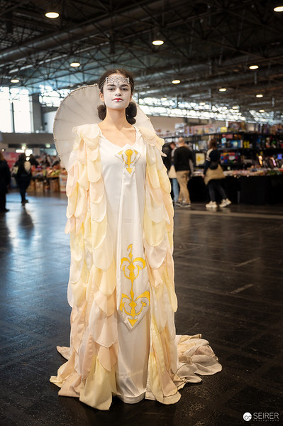<p><a href="https://galleries.seirer-photography.com">seirer-photography</a><br />VIECC - Vienna ComicCon 2025</p><p><a href="https://galleries.seirer-photography.com/Events/2025/VIECC-Vienna-ComicCon/Samstag-Sonntag/i-V3LDRnP" title="VIECC - Vienna ComicCon 2025"><img src="https://galleries.seirer-photography.com/Events/2025/VIECC-Vienna-ComicCon/Samstag-Sonntag/i-V3LDRnP/3/MnPTvDDLKNqsB5p9jrRh4grXKW7L7CKVJ97qKN4zJ/Th/20251122-114910_viecc_c_michael-seirer-photography_1670-Th.jpg" width="150" height="150" alt="VIECC - Vienna ComicCon 2025" title="VIECC - Vienna ComicCon 2025" style="border: 1px solid #000000;" /></a></p>