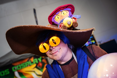 <p><a href="https://galleries.seirer-photography.com">seirer-photography</a><br />VIECC - Vienna ComicCon 2025</p><p><a href="https://galleries.seirer-photography.com/Events/2025/VIECC-Vienna-ComicCon/Samstag-Sonntag/i-rV2RQ3N" title="VIECC - Vienna ComicCon 2025"><img src="https://galleries.seirer-photography.com/Events/2025/VIECC-Vienna-ComicCon/Samstag-Sonntag/i-rV2RQ3N/3/KpMJsjCfLxtjvN8JRhtZDT77bJcDbWqWLvQnBhZ9S/Th/20251122-184004_viecc_c_michael-seirer-photography_5230-Th.jpg" width="150" height="150" alt="VIECC - Vienna ComicCon 2025" title="VIECC - Vienna ComicCon 2025" style="border: 1px solid #000000;" /></a></p>