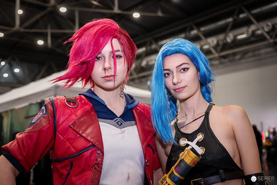 <p><a href="https://galleries.seirer-photography.com">seirer-photography</a><br />VIECC - Vienna ComicCon 2025</p><p><a href="https://galleries.seirer-photography.com/Events/2025/VIECC-Vienna-ComicCon/Samstag-Sonntag/i-zc3LJt8" title="VIECC - Vienna ComicCon 2025"><img src="https://galleries.seirer-photography.com/Events/2025/VIECC-Vienna-ComicCon/Samstag-Sonntag/i-zc3LJt8/3/MD9rvm33wpMmrmxDZHq5mvjT4jgcV5Sxp7pFf59d7/Th/20251122-183348_viecc_c_michael-seirer-photography_-Th.jpg" width="150" height="150" alt="VIECC - Vienna ComicCon 2025" title="VIECC - Vienna ComicCon 2025" style="border: 1px solid #000000;" /></a></p>