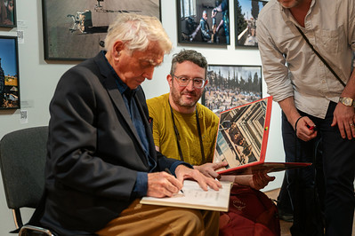<p><a href="https://galleries.seirer-photography.com">seirer-photography</a> </p><p><a href="https://galleries.seirer-photography.com/Events/2026/2026-06-15-Don-McCullin-at-Leica-Gallery-Vienna/i-6vsLh7H" title="seirer-photography's photo"><img src="https://galleries.seirer-photography.com/Events/2026/2026-06-15-Don-McCullin-at-Leica-Gallery-Vienna/i-6vsLh7H/0/KFh97Q6mRs5773v3DvHPJpbH6PjXRQk2fvP4PZ9mw/Th/20260615-194306_don_mccullin_leica_1842-1-Th.jpg" width="150" height="150" alt="seirer-photography's photo" title="seirer-photography's photo" style="border: 1px solid #000000;" /></a></p>