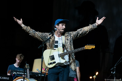 <p><a href="https://galleries.seirer-photography.com">seirer-photography</a><br />Graham Candy Performing with Expansive Gesture at Wiener Stadthalle, May 18, 2016</p><p><a href="https://galleries.seirer-photography.com/Events/Konzerte/20160518GrahamCandy/i-5mp7rTD" title="Graham Candy Performing with Expansive Gesture at Wiener Stadthalle, May 18, 2016"><img src="https://galleries.seirer-photography.com/Events/Konzerte/20160518GrahamCandy/i-5mp7rTD/0/NbjztXKdrCgtqP7Cb85P7xq5XSVhG8KdckRVFQkWb/Th/2016-05-18-190405_graham_candy_8939-Th.jpg" width="150" height="150" alt="Graham Candy Performing with Expansive Gesture at Wiener Stadthalle, May 18, 2016" title="Graham Candy Performing with Expansive Gesture at Wiener Stadthalle, May 18, 2016" style="border: 1px solid #000000;" /></a></p>