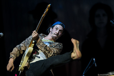 <p><a href="https://galleries.seirer-photography.com">seirer-photography</a><br />Graham Candy Performing Dynamic Guitar Set at Wiener Stadthalle, May 2016</p><p><a href="https://galleries.seirer-photography.com/Events/Konzerte/20160518GrahamCandy/i-jvtXRnm" title="Graham Candy Performing Dynamic Guitar Set at Wiener Stadthalle, May 2016"><img src="https://galleries.seirer-photography.com/Events/Konzerte/20160518GrahamCandy/i-jvtXRnm/0/Lv4MddfxDBdX6ZsRVCwhqfztJZTN3sNFHRQPP5C2F/Th/2016-05-18-190717_graham_candy_9070-Th.jpg" width="150" height="150" alt="Graham Candy Performing Dynamic Guitar Set at Wiener Stadthalle, May 2016" title="Graham Candy Performing Dynamic Guitar Set at Wiener Stadthalle, May 2016" style="border: 1px solid #000000;" /></a></p>