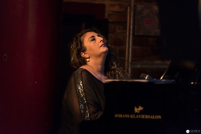 <p><a href="https://galleries.seirer-photography.com">seirer-photography</a> </p><p><a href="https://galleries.seirer-photography.com/Events/Konzerte/20161026-MischMaschNacht/i-BKL67Mj" title="seirer-photography's photo"><img src="https://galleries.seirer-photography.com/Events/Konzerte/20161026-MischMaschNacht/i-BKL67Mj/0/Kc9MVDBRXd7vDvHkw3KtGPzW9XTKMghvQdmLhrMt2/Th/2016-10-26-223216_mischmaschnacht_9095-Th.jpg" width="150" height="150" alt="seirer-photography's photo" title="seirer-photography's photo" style="border: 1px solid #000000;" /></a></p>