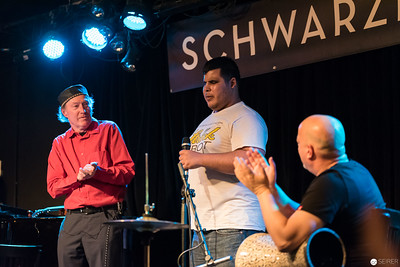 <p><a href="https://galleries.seirer-photography.com">seirer-photography</a> </p><p><a href="https://galleries.seirer-photography.com/Events/Konzerte/20161026-MischMaschNacht/i-kNssmkM" title="seirer-photography's photo"><img src="https://galleries.seirer-photography.com/Events/Konzerte/20161026-MischMaschNacht/i-kNssmkM/0/K9NrfqZcg4gsGPdgdmpH6vRPTZqRSpd2WtrJnCSKJ/Th/2016-10-26-220702_mischmaschnacht_8945-Th.jpg" width="150" height="150" alt="seirer-photography's photo" title="seirer-photography's photo" style="border: 1px solid #000000;" /></a></p>