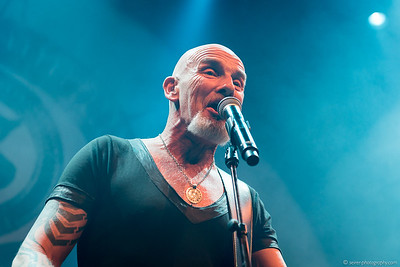 <p><a href="https://galleries.seirer-photography.com">seirer-photography</a><br />Santiano Performance at Ottakringer Brauerei: Intense Vocal Moment Under Blue Stage Lights</p><p><a href="https://galleries.seirer-photography.com/Events/Konzerte/Santiano-Ottakringer-Brauerei/i-493ZxQV" title="Santiano Performance at Ottakringer Brauerei: Intense Vocal Moment Under Blue Stage Lights"><img src="https://galleries.seirer-photography.com/Events/Konzerte/Santiano-Ottakringer-Brauerei/i-493ZxQV/0/NS7s5LcsddJd6CJgThC4p2Q4zcmwfnCcGfSWjMsNf/Th/2016-01-26_Santiano_Ottakringer_Brauerei_6174-Th.jpg" width="150" height="150" alt="Santiano Performance at Ottakringer Brauerei: Intense Vocal Moment Under Blue Stage Lights" title="Santiano Performance at Ottakringer Brauerei: Intense Vocal Moment Under Blue Stage Lights" style="border: 1px solid #000000;" /></a></p>