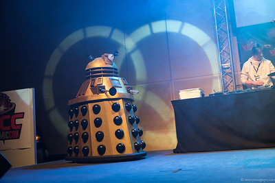 <p><a href="https://galleries.seirer-photography.com">seirer-photography</a><br />Yellow Dalek on Stage at Vienna ComicCon 2015 Cosplay Event</p><p><a href="https://galleries.seirer-photography.com/Events/ViennaComicCon2015/CosplayContest/i-8rLd9kL" title="Yellow Dalek on Stage at Vienna ComicCon 2015 Cosplay Event"><img src="https://galleries.seirer-photography.com/Events/ViennaComicCon2015/CosplayContest/i-8rLd9kL/0/KjH3JDvSkkW79nSFnQfVhrJQ65TSnRFDqt998krG3/Th/2015-11-21-17-21-57_viecc_cosplay_8146-Th.jpg" width="150" height="150" alt="Yellow Dalek on Stage at Vienna ComicCon 2015 Cosplay Event" title="Yellow Dalek on Stage at Vienna ComicCon 2015 Cosplay Event" style="border: 1px solid #000000;" /></a></p>