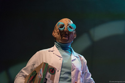 <p><a href="https://galleries.seirer-photography.com">seirer-photography</a><br />Costumed Performer in White Lab Coat with Distorted Facial Prosthetics at Comic Convention</p><p><a href="https://galleries.seirer-photography.com/Events/ViennaComicCon2015/CosplayContest/i-BptVSB7" title="Costumed Performer in White Lab Coat with Distorted Facial Prosthetics at Comic Convention"><img src="https://galleries.seirer-photography.com/Events/ViennaComicCon2015/CosplayContest/i-BptVSB7/0/LLqDBTqbh7LBcVq7Tt2vrcT3Cf6BWBSt2K5ZzZ3H8/Th/2015-11-21-17-19-28_viecc_cosplay_8074-Th.jpg" width="150" height="150" alt="Costumed Performer in White Lab Coat with Distorted Facial Prosthetics at Comic Convention" title="Costumed Performer in White Lab Coat with Distorted Facial Prosthetics at Comic Convention" style="border: 1px solid #000000;" /></a></p>