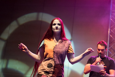 <p><a href="https://galleries.seirer-photography.com">seirer-photography</a><br />Female Performer in Patchwork Costume on Stage at Vienna ComicCon Cosplay Contest</p><p><a href="https://galleries.seirer-photography.com/Events/ViennaComicCon2015/CosplayContest/i-HdF3rNJ" title="Female Performer in Patchwork Costume on Stage at Vienna ComicCon Cosplay Contest"><img src="https://galleries.seirer-photography.com/Events/ViennaComicCon2015/CosplayContest/i-HdF3rNJ/0/KNGXkzhjJFBbKwWTL583339ZJZ9XR3DqHcFhcCCMK/Th/2015-11-21-17-17-59_viecc_cosplay_8036-Th.jpg" width="150" height="150" alt="Female Performer in Patchwork Costume on Stage at Vienna ComicCon Cosplay Contest" title="Female Performer in Patchwork Costume on Stage at Vienna ComicCon Cosplay Contest" style="border: 1px solid #000000;" /></a></p>
