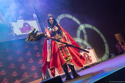 <p><a href="https://galleries.seirer-photography.com">seirer-photography</a><br />Costumed Performer on Stage at Vienna ComicCon 2015 Cosplay Contest</p><p><a href="https://galleries.seirer-photography.com/Events/ViennaComicCon2015/CosplayContest/i-MrJWhB3" title="Costumed Performer on Stage at Vienna ComicCon 2015 Cosplay Contest"><img src="https://galleries.seirer-photography.com/Events/ViennaComicCon2015/CosplayContest/i-MrJWhB3/0/LHWWVWPbvLX4mqX6SghkxWFrMLQGsn8wZ5L7SK3wB/Th/2015-11-21-17-24-21_viecc_cosplay_8208-Th.jpg" width="150" height="150" alt="Costumed Performer on Stage at Vienna ComicCon 2015 Cosplay Contest" title="Costumed Performer on Stage at Vienna ComicCon 2015 Cosplay Contest" style="border: 1px solid #000000;" /></a></p>