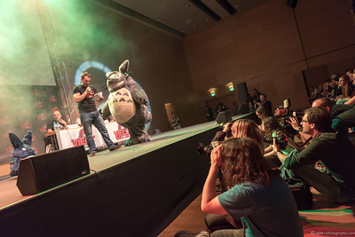 <p><a href="https://galleries.seirer-photography.com">seirer-photography</a><br />Large Totoro Cosplay Figure on Stage at Vienna ComicCon 2015 Cosplay Contest</p><p><a href="https://galleries.seirer-photography.com/Events/ViennaComicCon2015/CosplayContest/i-zPpqR5X" title="Large Totoro Cosplay Figure on Stage at Vienna ComicCon 2015 Cosplay Contest"><img src="https://galleries.seirer-photography.com/Events/ViennaComicCon2015/CosplayContest/i-zPpqR5X/0/Lx7pmVpvgDgGbDnLw9dCW2JG4fxz6tJhLvFN57zmK/Th/2015-11-21-17-14-47_viecc_cosplay_7954-Th.jpg" width="150" height="150" alt="Large Totoro Cosplay Figure on Stage at Vienna ComicCon 2015 Cosplay Contest" title="Large Totoro Cosplay Figure on Stage at Vienna ComicCon 2015 Cosplay Contest" style="border: 1px solid #000000;" /></a></p>
