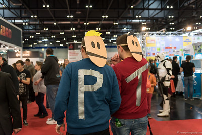<p><a href="https://galleries.seirer-photography.com">seirer-photography</a><br />VIECC 2015: Cosplayers with Minimalist Face Masks at Vienna Comic Convention</p><p><a href="https://galleries.seirer-photography.com/Events/ViennaComicCon2015/Vienna-ComicCon/i-5Gf2GqB" title="VIECC 2015: Cosplayers with Minimalist Face Masks at Vienna Comic Convention"><img src="https://galleries.seirer-photography.com/Events/ViennaComicCon2015/Vienna-ComicCon/i-5Gf2GqB/0/KFmVP8K4SLjLmDqPDsSw9SzKjDDBNhCNg4n6H69L3/Th/2015-11-21-12-55-28_viecc_7193-Th.jpg" width="150" height="150" alt="VIECC 2015: Cosplayers with Minimalist Face Masks at Vienna Comic Convention" title="VIECC 2015: Cosplayers with Minimalist Face Masks at Vienna Comic Convention" style="border: 1px solid #000000;" /></a></p>