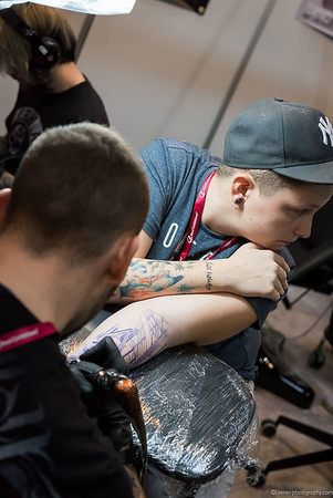 <p><a href="https://galleries.seirer-photography.com">seirer-photography</a><br />VIECC 2015: Tattoo Artist Concentrating During Live Inking Session at Comic Convention</p><p><a href="https://galleries.seirer-photography.com/Events/ViennaComicCon2015/Vienna-ComicCon/i-LWgFDhf" title="VIECC 2015: Tattoo Artist Concentrating During Live Inking Session at Comic Convention"><img src="https://galleries.seirer-photography.com/Events/ViennaComicCon2015/Vienna-ComicCon/i-LWgFDhf/0/LjHfnqscW6T9j625DNpFqWFNDXDQQwBPn7vk2PHwt/Th/2015-11-21-12-17-10_viecc_7160-Th.jpg" width="150" height="150" alt="VIECC 2015: Tattoo Artist Concentrating During Live Inking Session at Comic Convention" title="VIECC 2015: Tattoo Artist Concentrating During Live Inking Session at Comic Convention" style="border: 1px solid #000000;" /></a></p>