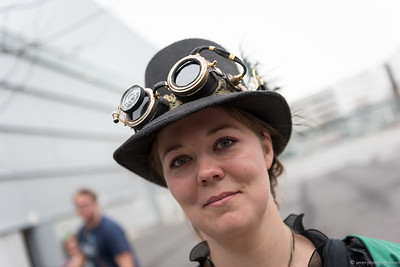 <p><a href="https://galleries.seirer-photography.com">seirer-photography</a><br />Vienna ComicCon 2015: Steampunk-Styled Cosplayer in Distinctive Goggles and Bowler Hat</p><p><a href="https://galleries.seirer-photography.com/Events/ViennaComicCon2015/Vienna-ComicCon/i-RzfvqbR" title="Vienna ComicCon 2015: Steampunk-Styled Cosplayer in Distinctive Goggles and Bowler Hat"><img src="https://galleries.seirer-photography.com/Events/ViennaComicCon2015/Vienna-ComicCon/i-RzfvqbR/0/LcDvjQDgsW95bk5HM6cbs27VLHhn2kGwgXVr95PDv/Th/2015-11-21-11-48-47_viecc_7088-Th.jpg" width="150" height="150" alt="Vienna ComicCon 2015: Steampunk-Styled Cosplayer in Distinctive Goggles and Bowler Hat" title="Vienna ComicCon 2015: Steampunk-Styled Cosplayer in Distinctive Goggles and Bowler Hat" style="border: 1px solid #000000;" /></a></p>