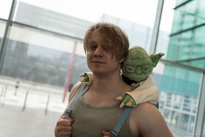 <p><a href="https://galleries.seirer-photography.com">seirer-photography</a><br />VIECC 2015: Cosplayer with Yoda Plush at Messe Wien Comic Convention</p><p><a href="https://galleries.seirer-photography.com/Events/ViennaComicCon2015/Vienna-ComicCon/i-cxdCt38" title="VIECC 2015: Cosplayer with Yoda Plush at Messe Wien Comic Convention"><img src="https://galleries.seirer-photography.com/Events/ViennaComicCon2015/Vienna-ComicCon/i-cxdCt38/0/LbPqqfF8kDTNZLwb7Tj3zPs7XnR3gx9NxDXvpSmrT/Th/2015-11-21-12-47-08_viecc_7187-Th.jpg" width="150" height="150" alt="VIECC 2015: Cosplayer with Yoda Plush at Messe Wien Comic Convention" title="VIECC 2015: Cosplayer with Yoda Plush at Messe Wien Comic Convention" style="border: 1px solid #000000;" /></a></p>