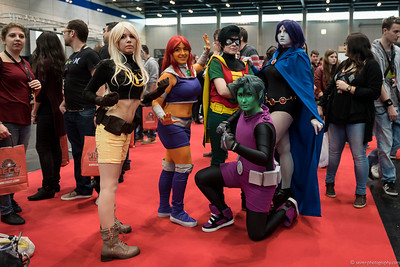<p><a href="https://galleries.seirer-photography.com">seirer-photography</a><br />VIECC 2015: Teen Titans Cosplay Group Posing on Red Convention Floor</p><p><a href="https://galleries.seirer-photography.com/Events/ViennaComicCon2015/Vienna-ComicCon/i-jmqNFtv" title="VIECC 2015: Teen Titans Cosplay Group Posing on Red Convention Floor"><img src="https://galleries.seirer-photography.com/Events/ViennaComicCon2015/Vienna-ComicCon/i-jmqNFtv/0/Mg75t6DhjB2Pc9STZFbng95fFjn6DcWxWwZXFKGn6/Th/2015-11-21-11-26-01_viecc_7030-Th.jpg" width="150" height="150" alt="VIECC 2015: Teen Titans Cosplay Group Posing on Red Convention Floor" title="VIECC 2015: Teen Titans Cosplay Group Posing on Red Convention Floor" style="border: 1px solid #000000;" /></a></p>