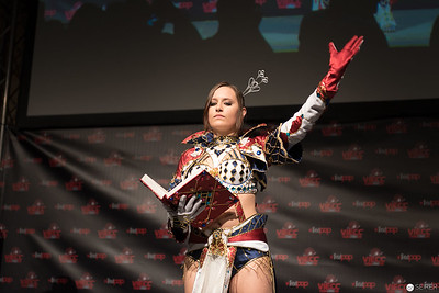 <p><a href="https://galleries.seirer-photography.com">seirer-photography</a><br />Vienna ComicCon 2016: Cosplay Performer in Elaborate Theatrical Pose</p><p><a href="https://galleries.seirer-photography.com/Events/ViennaComicCon2016/20161119-VIECC-CosplayContest/i-fM5zx58" title="Vienna ComicCon 2016: Cosplay Performer in Elaborate Theatrical Pose"><img src="https://galleries.seirer-photography.com/Events/ViennaComicCon2016/20161119-VIECC-CosplayContest/i-fM5zx58/0/K2QMt4nwWnvjRMST6gz3qdqjWC7JtLHTbWLskxLvc/Th/20161119_183250_viecc_2804-Th.jpg" width="150" height="150" alt="Vienna ComicCon 2016: Cosplay Performer in Elaborate Theatrical Pose" title="Vienna ComicCon 2016: Cosplay Performer in Elaborate Theatrical Pose" style="border: 1px solid #000000;" /></a></p>